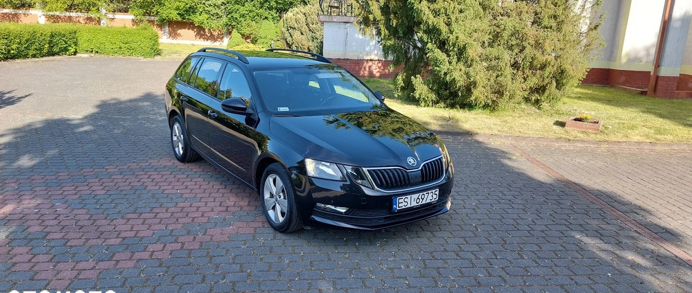 Skoda Octavia cena 44900 przebieg: 183500, rok produkcji 2018 z Sierpc małe 562